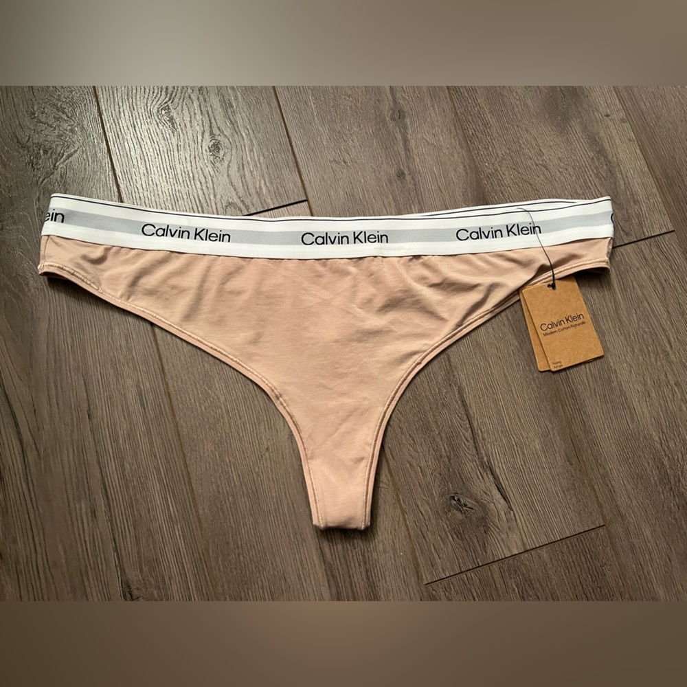 Calvin Klein Nude Thong